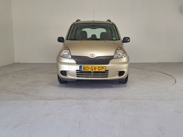Toyota Yaris Verso